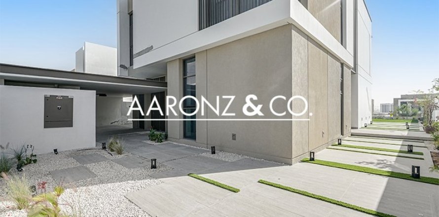 Villa de 4 chambres à Al Furjan, UAE No. 143207