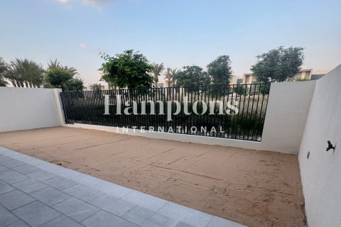 4 bedrooms Townhouse No. 126443 27