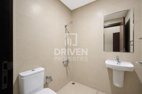 Квартира с 3 спальнями в Burj Vista, ОАЭ №209567 12