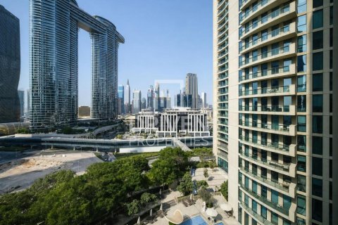 Квартира с 3 спальнями в Burj Vista, ОАЭ №209567 15