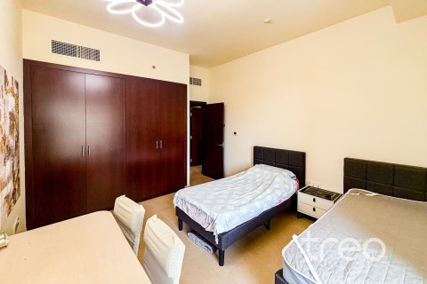 2 bedrooms Apartment in Dubai, UAE No. 183190 16
