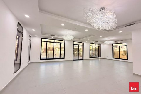 Вилла с 5 спальнями №131272 3