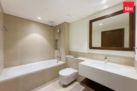 Квартира с 3 спальнями №131270 8