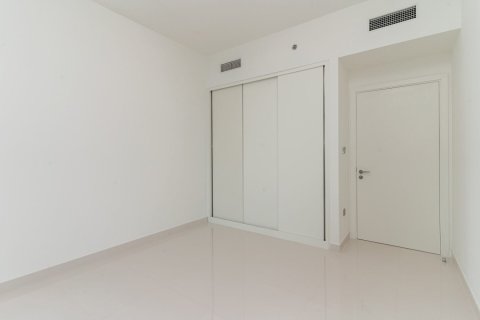 Apartment de 2 dormitorios en EMAAR Beachfront, UAE No. 150222 9