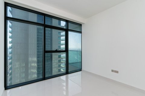 Apartment de 2 dormitorios en EMAAR Beachfront, UAE No. 150222 3