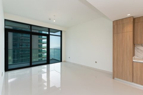Apartment de 2 dormitorios en EMAAR Beachfront, UAE No. 150222 10