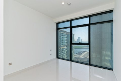 Apartment de 2 dormitorios en EMAAR Beachfront, UAE No. 150222