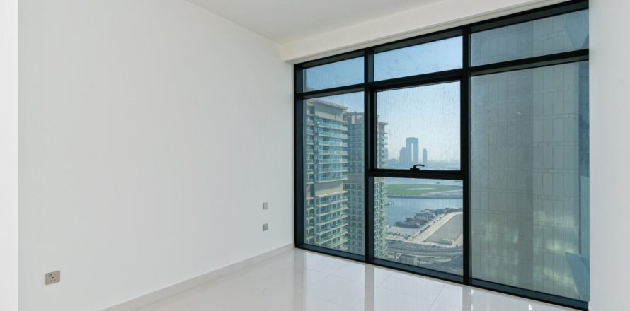 Apartment de 2 dormitorios en EMAAR Beachfront, UAE No. 150222