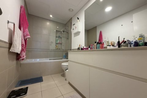 3 bedrooms Apartment in Zahra Apartments, UAE No. 166167 25