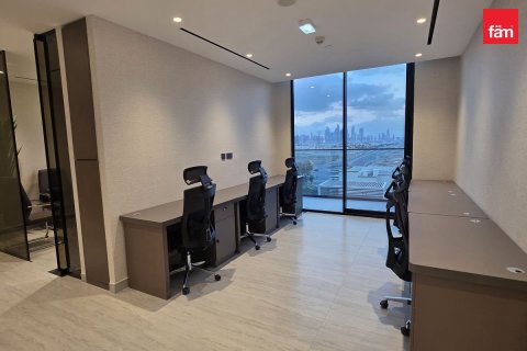 55.7m² Office in Dubai, UAE No. 208142