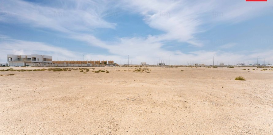 915m² Land in Jebel Ali, UAE No. 208140