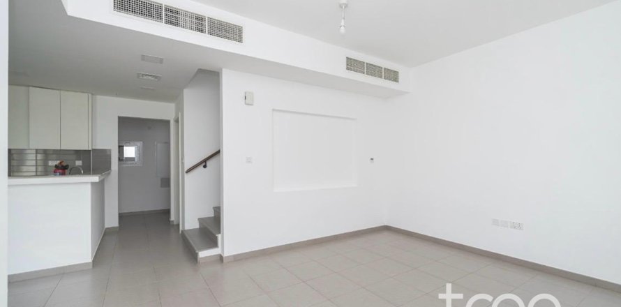 3 bedrooms Townhouse in Noor Townhouses, UAE No. 188088