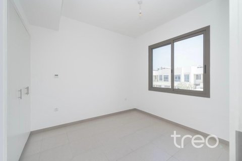3 bedrooms Townhouse in Noor Townhouses, UAE No. 188088 7
