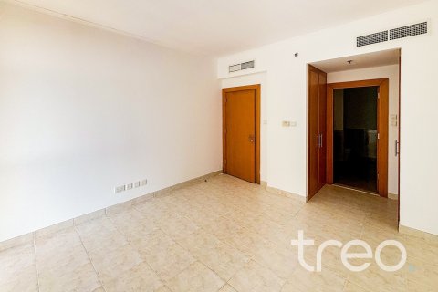 Apartment de 2 dormitorios en Greens, UAE No. 188082 13