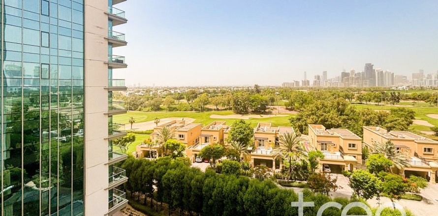 Apartment de 2 dormitorios en Greens, UAE No. 188082