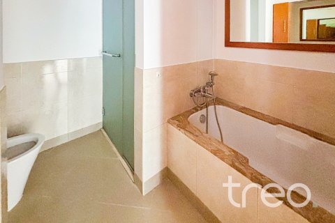 Apartment de 2 dormitorios en Greens, UAE No. 188082 14