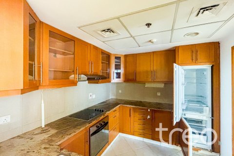 Apartment de 2 dormitorios en Greens, UAE No. 188082 6