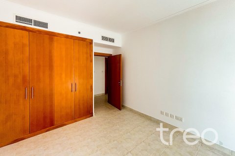Apartment de 2 dormitorios en Greens, UAE No. 188082 8