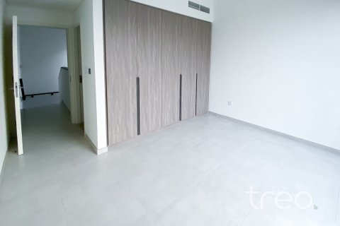 Villa de 3 dormitorios en The Valley, UAE No. 188084 18