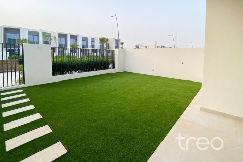 Villa de 3 dormitorios en The Valley, UAE No. 188084 19
