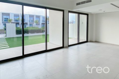 Villa de 3 dormitorios en The Valley, UAE No. 188084 5