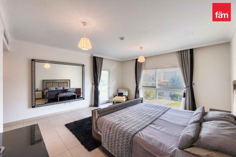 Вилла с 4 спальнями в Аль-Барша, ОАЭ №145193 17