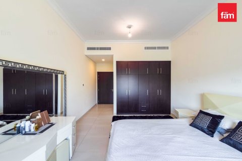 Вилла с 4 спальнями в Аль-Барша, ОАЭ №145193 12