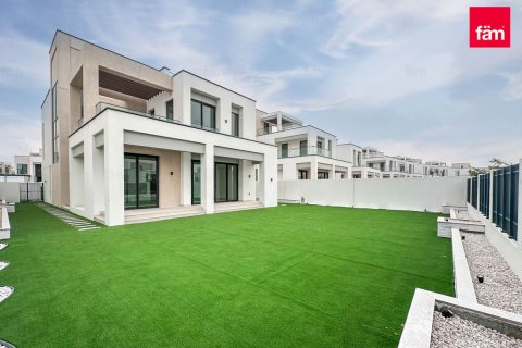 Вилла с 4 спальнями в Дубай, ОАЭ №145192 18