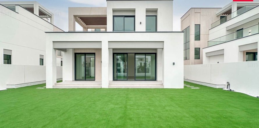 Вилла с 4 спальнями в Дубай, ОАЭ №145192