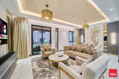 Квартира с 2 спальнями в Old Town, ОАЭ №145189 12