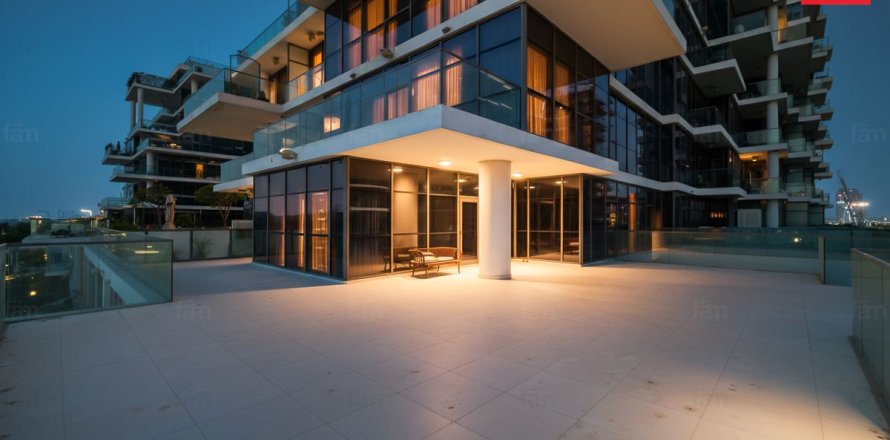 Квартира с 3 спальнями в Дубай, ОАЭ №146103