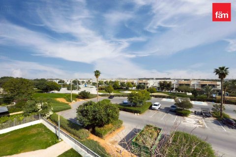 Квартира с 3 спальнями в Дубай, ОАЭ №146103 27