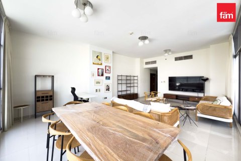 Квартира с 3 спальнями в Дубай, ОАЭ №146103 3