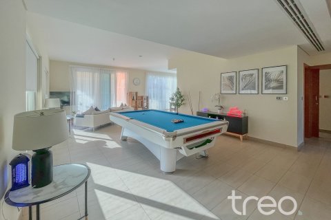 Villa de 4 dormitorios en Legacy, UAE No. 188104 10