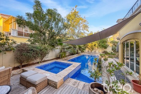 3 bedrooms Villa in Legacy, UAE No. 188108 4