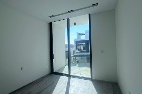 4 bedrooms Villa in Ras Al Khaimah, UAE No. 184163 18