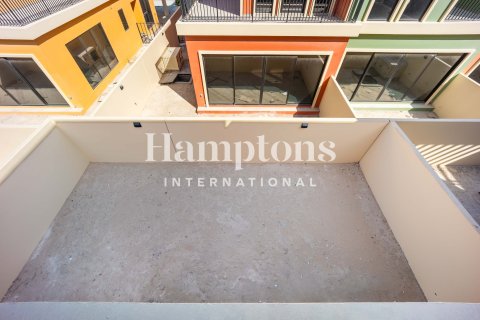 Townhouse de 5 dormitorios en Damac Lagoons, UAE No. 163189 6