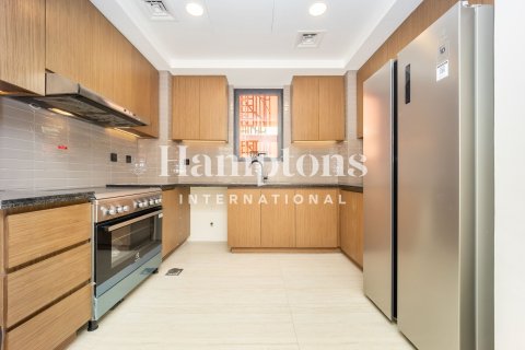 Townhouse de 5 dormitorios en Damac Lagoons, UAE No. 163189 27