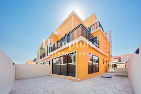 Townhouse de 5 dormitorios en Damac Lagoons, UAE No. 163189
