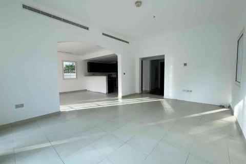 Villa de 2 chambres à Jumeirah Village Triangle, UAE No. 183391 7
