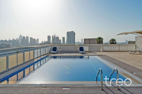 2 bedrooms Apartment in Al Barsha 1, UAE No. 188148 17