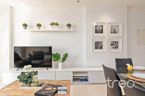 2 bedrooms Apartment in Al Barsha 1, UAE No. 188148