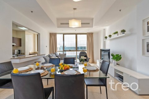2 bedrooms Apartment in Al Barsha 1, UAE No. 188148 7