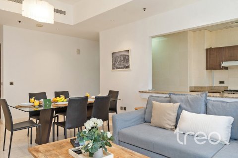 2 bedrooms Apartment in Al Barsha 1, UAE No. 188148 5
