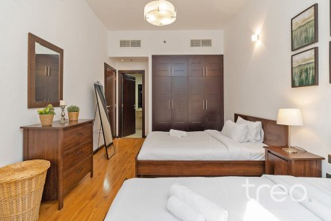 2 bedrooms Apartment in Al Barsha 1, UAE No. 188148 12