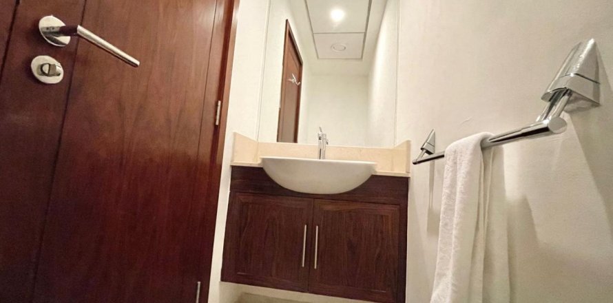 1 bedroom Apartment in Burj Khalifa, UAE No. 188145