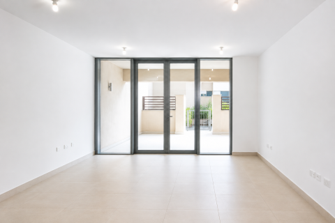 3 bedrooms Townhouse in Al Raha Beach, UAE No. 202420 3