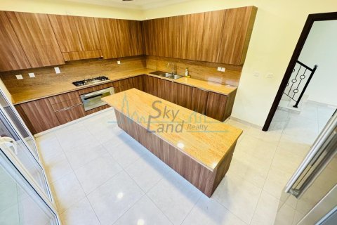 5 bedrooms Villa  No. 108504 9