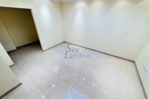 5 bedrooms Villa  No. 108504 20