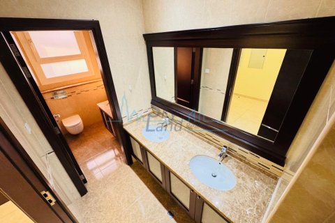 5 bedrooms Villa  No. 108504 18